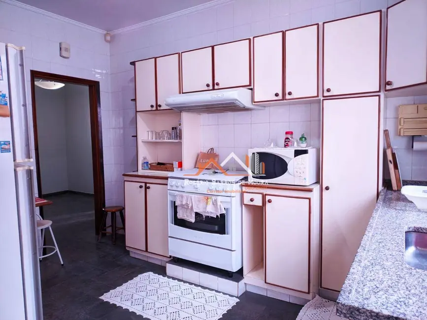 Foto 8 de Casa com 3 quartos à venda, 252m2 em Parque das Cerejeiras, Presidente Prudente - SP