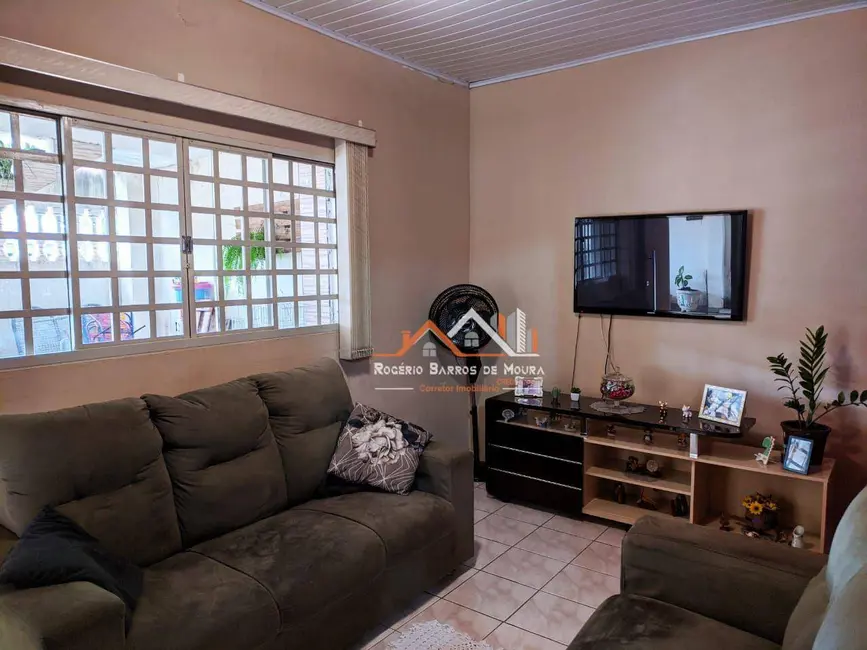 Foto 4 de Casa com 3 quartos à venda, 173m2 em Conjunto Habitacional Ana Jacinta, Presidente Prudente - SP