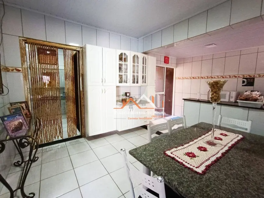 Casa com 2 quartos à venda, 200m2 em Parque Cedral, Presidente Prudente - SP - imagem 8 Foto 8 de Casa com 2 quartos à venda, 200m2 em Parque Cedral, Presidente Prudente - SP