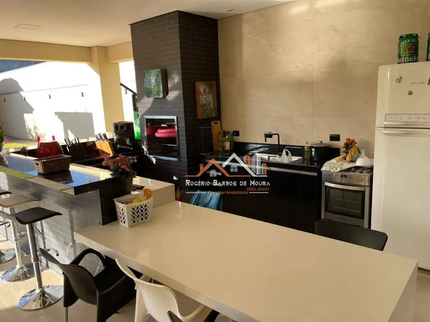 Foto 5 de Casa de Condomínio com 3 quartos à venda, 1000m2 em Alvares Machado - SP