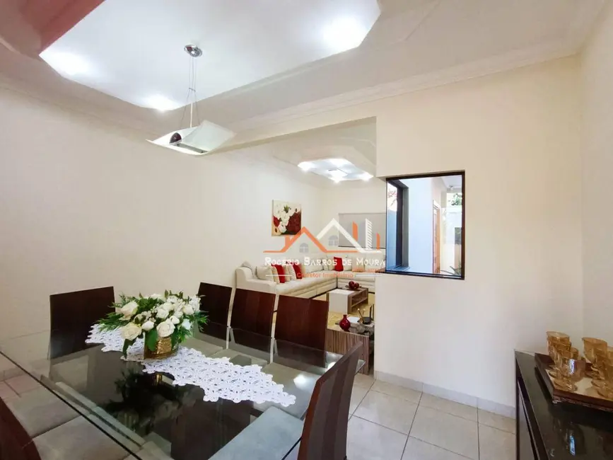 Foto 5 de Casa com 3 quartos à venda, 350m2 em Jardim Bongiovani, Presidente Prudente - SP