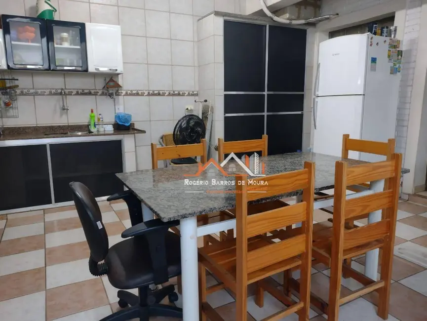 Casa com 9 quartos à venda, 187m2 em Vila Liberdade, Presidente Prudente - SP - imagem 4 Foto 4 de Casa com 9 quartos à venda, 187m2 em Vila Liberdade, Presidente Prudente - SP