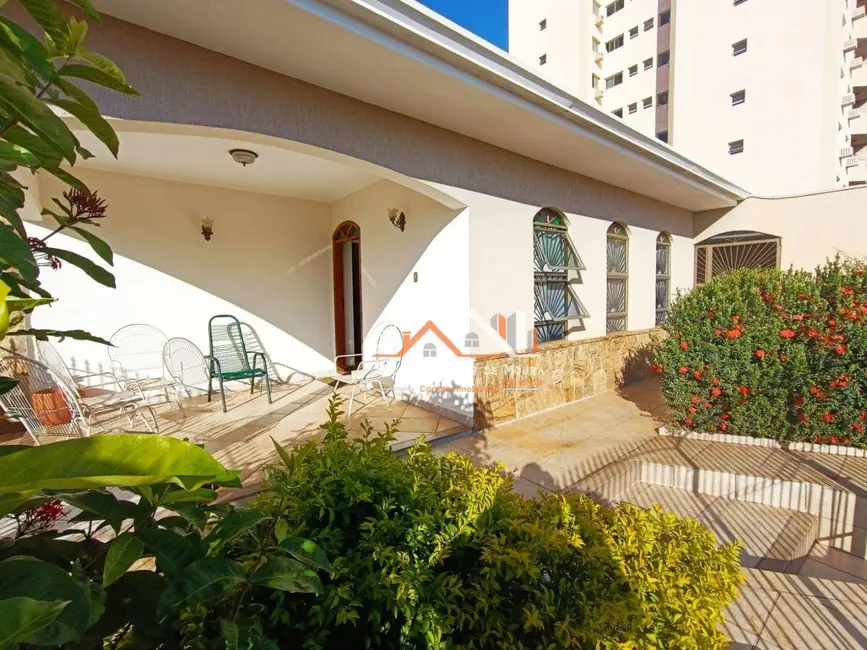 Foto 1 de Casa com 3 quartos à venda, 300m2 em Vila Cristina, Presidente Prudente - SP