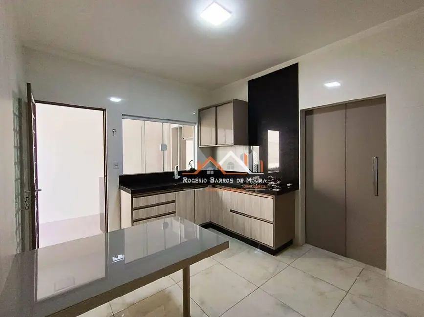 Foto 4 de Casa com 2 quartos à venda, 126m2 em Jardim Itapura, Presidente Prudente - SP