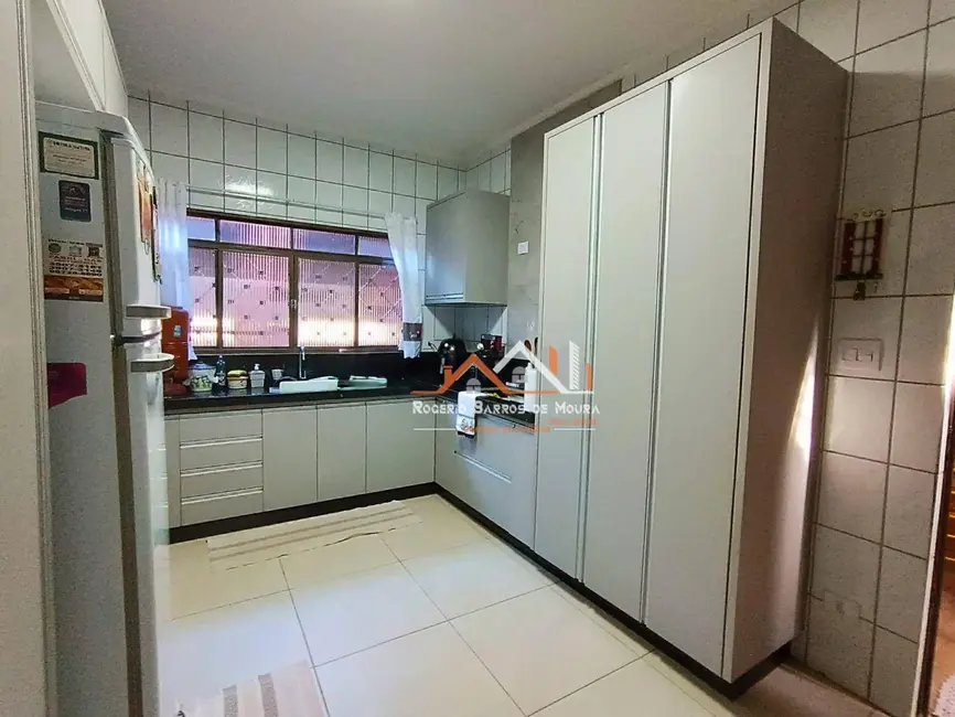 Foto 9 de Casa com 3 quartos à venda, 252m2 em Jardim Itaipu, Presidente Prudente - SP