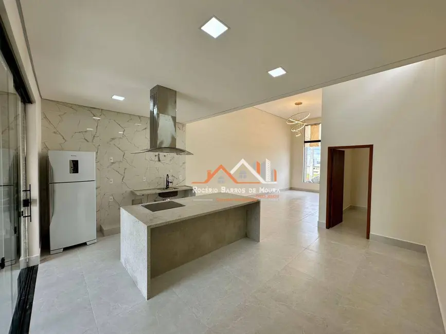 Foto 4 de Casa de Condomínio com 3 quartos à venda, 300m2 em Itapetininga - SP