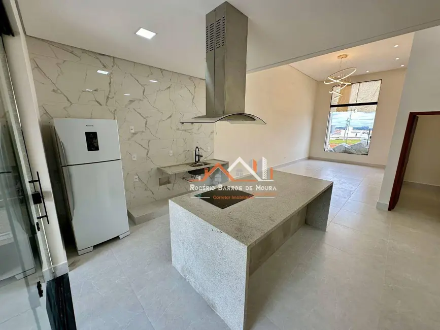 Foto 5 de Casa de Condomínio com 3 quartos à venda, 300m2 em Itapetininga - SP