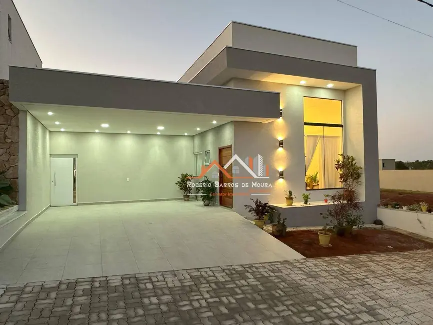 Foto 1 de Casa de Condomínio com 3 quartos à venda, 300m2 em Itapetininga - SP