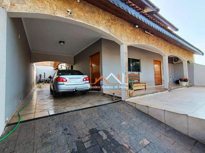 Foto 3 de Casa com 5 quartos à venda, 262m2 em Jardim São Gabriel, Presidente Prudente - SP