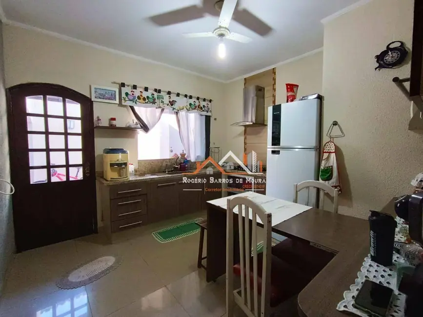 Foto 6 de Casa com 5 quartos à venda, 262m2 em Jardim São Gabriel, Presidente Prudente - SP