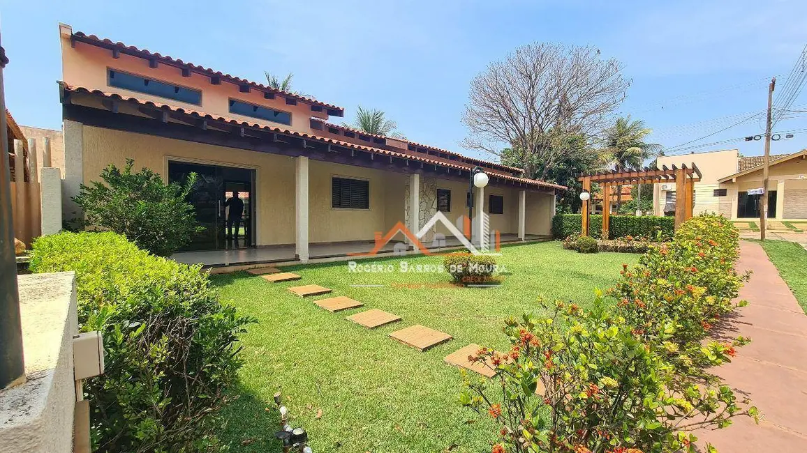 Foto 2 de Casa de Condomínio com 3 quartos à venda, 961m2 em Santo Inacio - PR