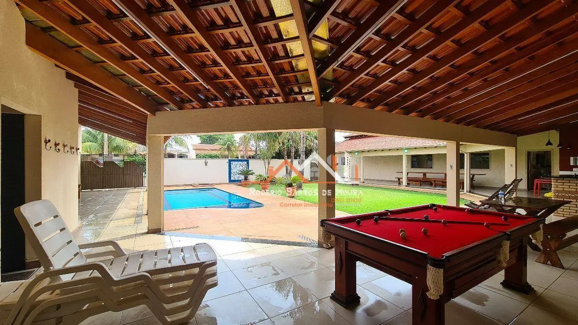 Foto 9 de Casa de Condomínio com 3 quartos à venda, 961m2 em Santo Inacio - PR