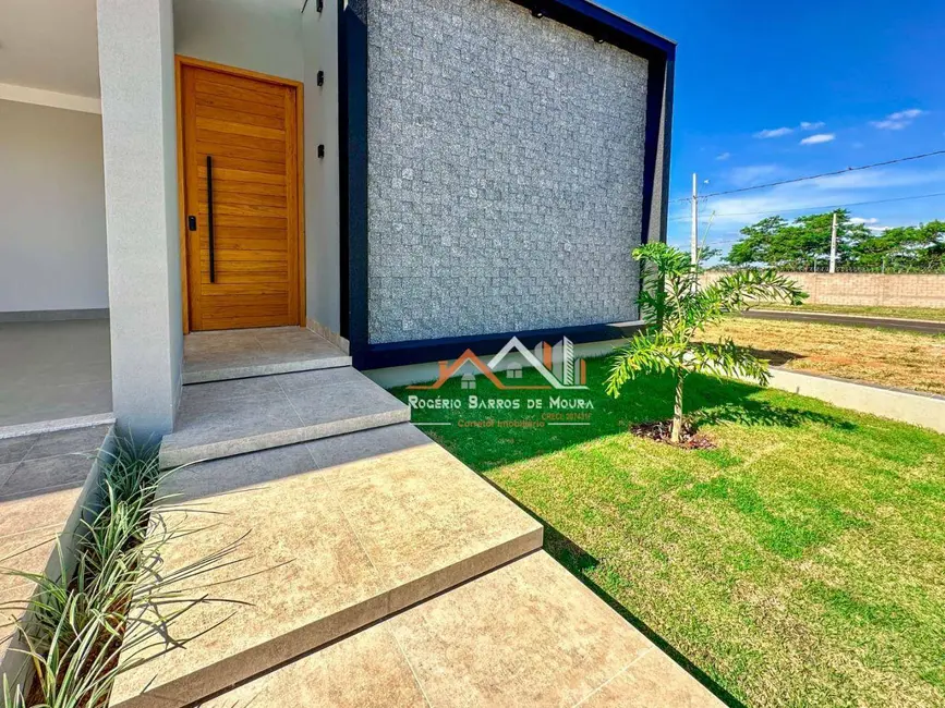 Foto 2 de Casa de Condomínio com 3 quartos à venda, 341m2 em Alvares Machado - SP