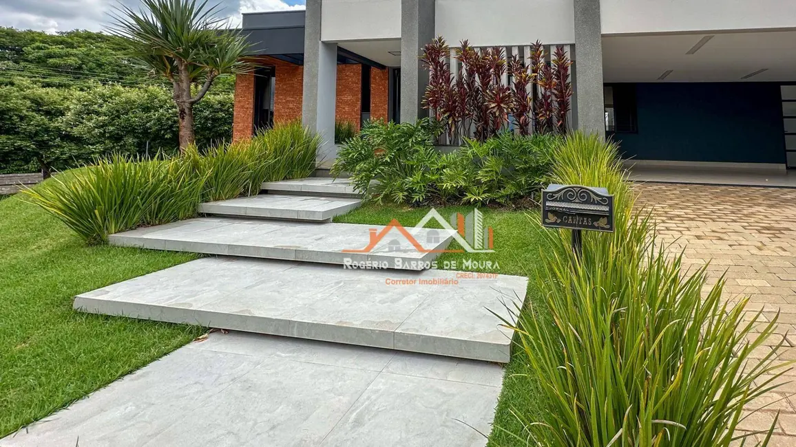 Foto 2 de Casa de Condomínio com 3 quartos à venda, 543m2 em Parque Residencial Carandá, Presidente Prudente - SP