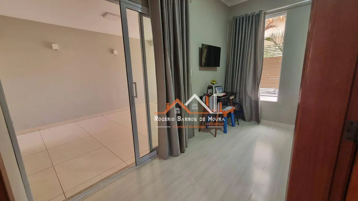 Foto 3 de Casa com 3 quartos à venda, 200m2 em Residencial Maré Mansa, Presidente Prudente - SP