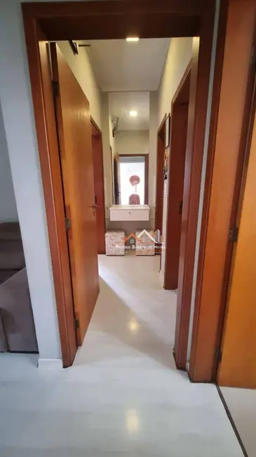 Foto 8 de Casa com 3 quartos à venda, 200m2 em Residencial Maré Mansa, Presidente Prudente - SP