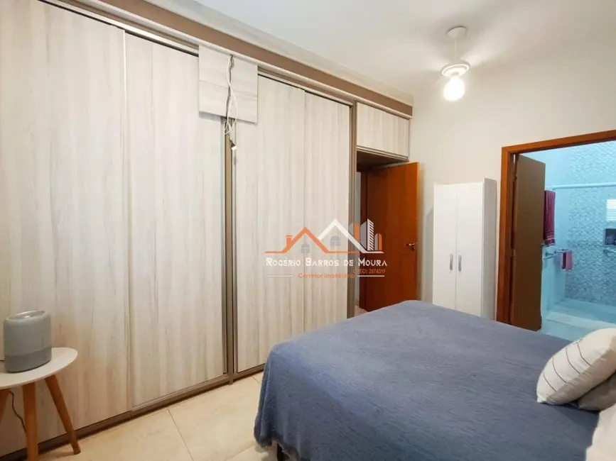 Casa com 2 quartos à venda, 484m2 em Vila Santa Helena, Presidente Prudente - SP - imagem 9 Foto 9 de Casa com 2 quartos à venda, 484m2 em Vila Santa Helena, Presidente Prudente - SP