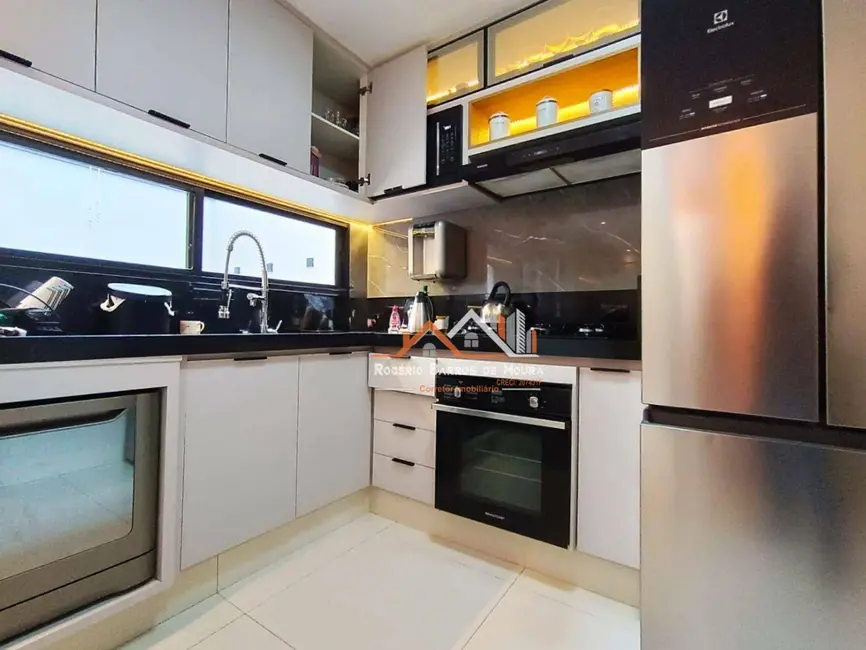 Casa com 3 quartos à venda, 200m2 em Núcleo Bartholomeu Bueno de Miranda, Presidente Prudente - SP - imagem 3 Foto 3 de Casa com 3 quartos à venda, 200m2 em Núcleo Bartholomeu Bueno de Miranda, Presidente Prudente - SP