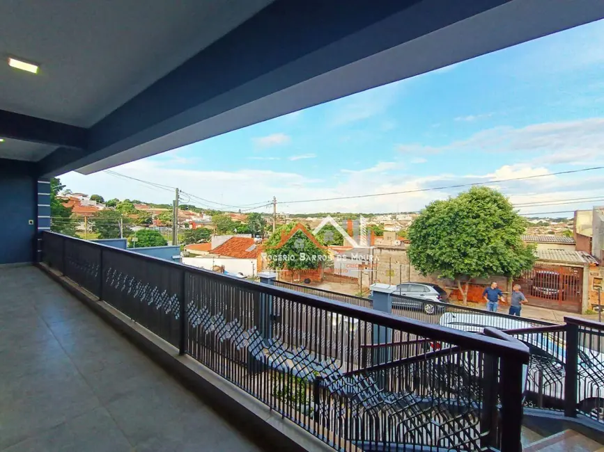 Foto 4 de Casa com 3 quartos à venda, 252m2 em Parque São Matheus, Presidente Prudente - SP