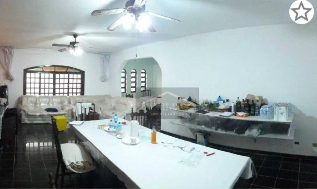 Casa com 3 quartos à venda, 376m2 em Peruibe - SP - imagem 7 Foto 7 de Casa com 3 quartos à venda, 376m2 em Peruibe - SP