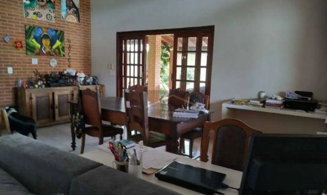 Casa com 3 quartos à venda, 562m2 em Peruibe - SP - imagem 4 Foto 4 de Casa com 3 quartos à venda, 562m2 em Peruibe - SP