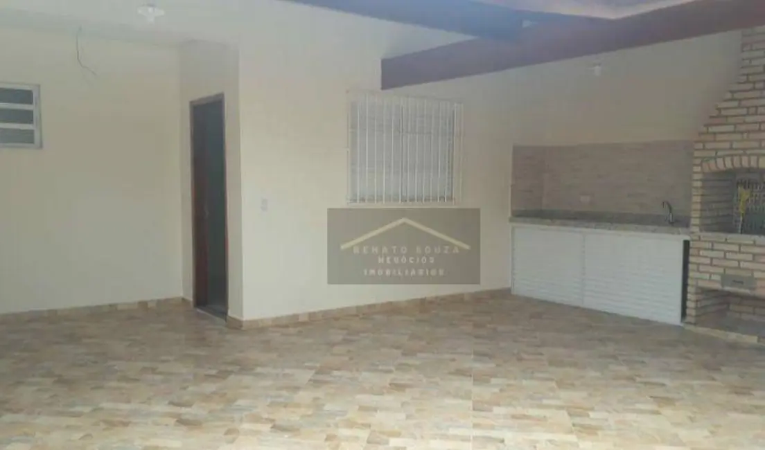 Casa com 3 quartos à venda, 250m2 em Peruibe - SP - imagem 7 Foto 7 de Casa com 3 quartos à venda, 250m2 em Peruibe - SP