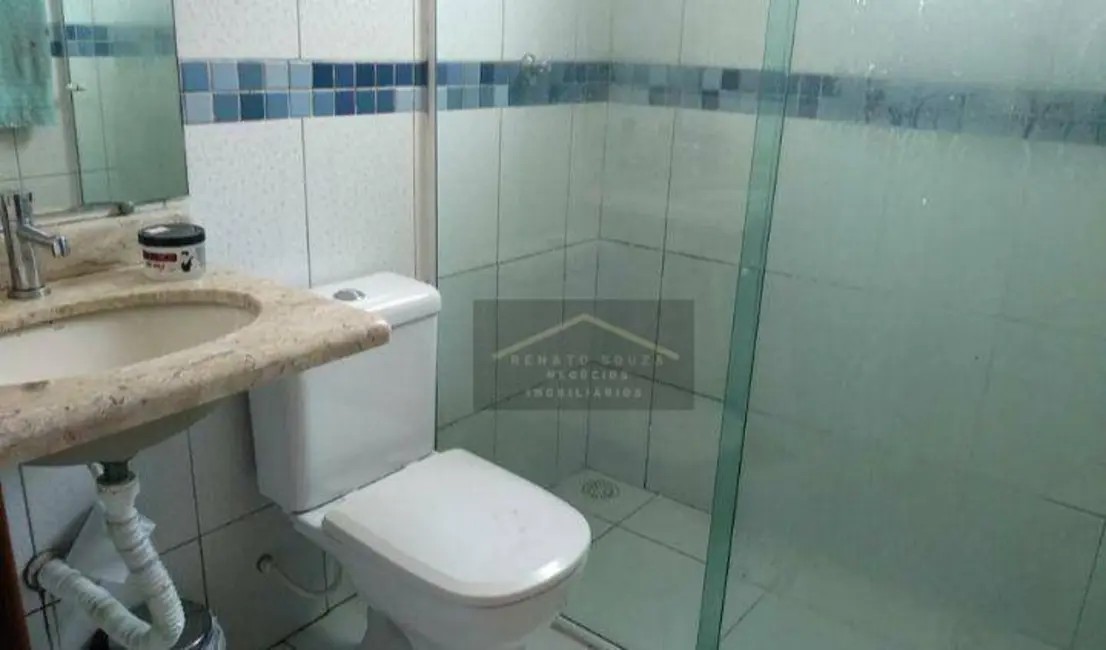 Casa com 3 quartos à venda, 250m2 em Peruibe - SP - imagem 3 Foto 3 de Casa com 3 quartos à venda, 250m2 em Peruibe - SP