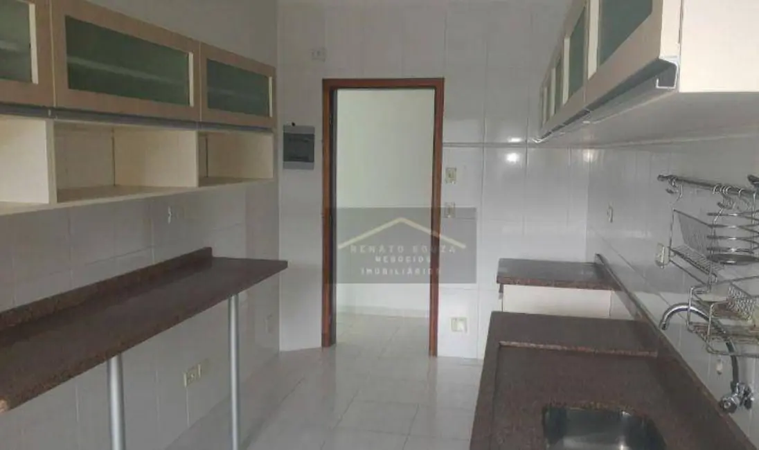 Apartamento com 3 quartos à venda, 120m2 em Centro, Peruibe - SP - imagem 3 Foto 3 de Apartamento com 3 quartos à venda, 120m2 em Centro, Peruibe - SP
