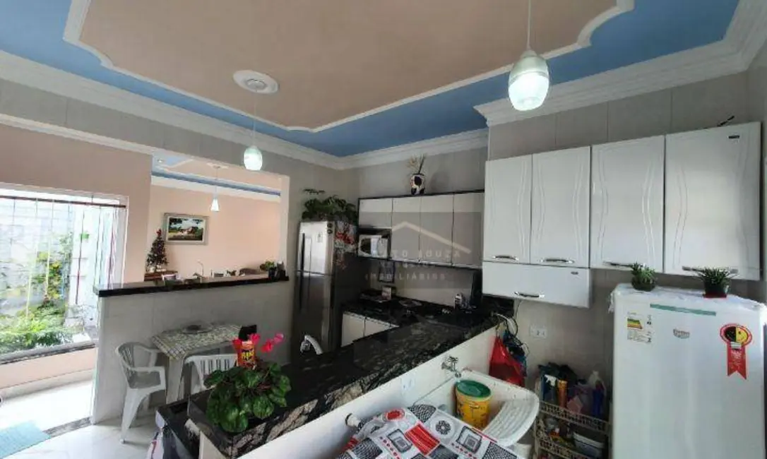 Casa com 3 quartos à venda, 250m2 em Peruibe - SP - imagem 9 Foto 9 de Casa com 3 quartos à venda, 250m2 em Peruibe - SP