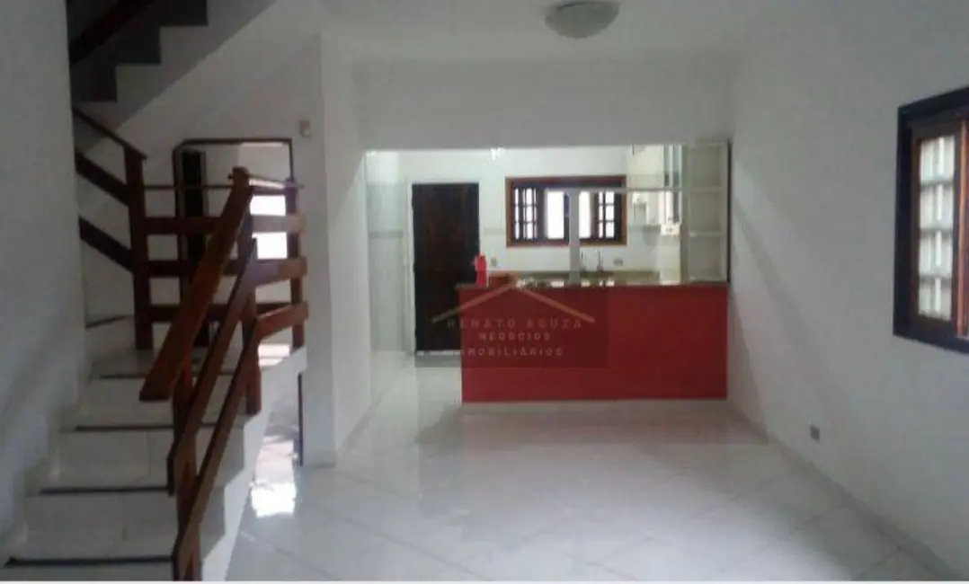 Sobrado com 4 quartos à venda, 250m2 em Peruibe - SP - imagem 7 Foto 7 de Sobrado com 4 quartos à venda, 250m2 em Peruibe - SP