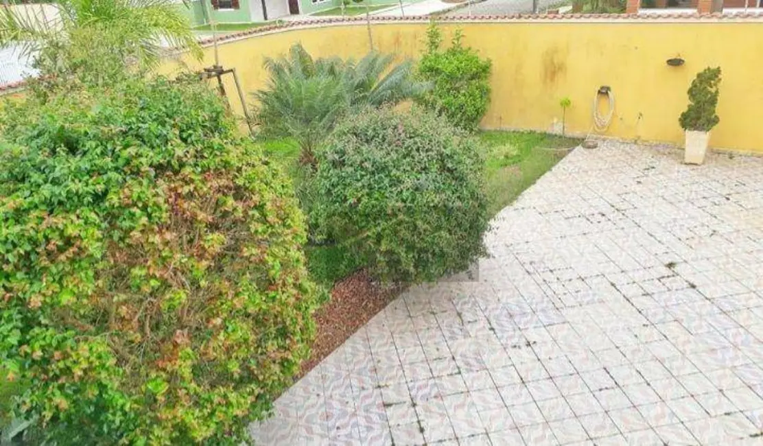 Sobrado com 4 quartos à venda, 500m2 em Peruibe - SP - imagem 7 Foto 7 de Sobrado com 4 quartos à venda, 500m2 em Peruibe - SP