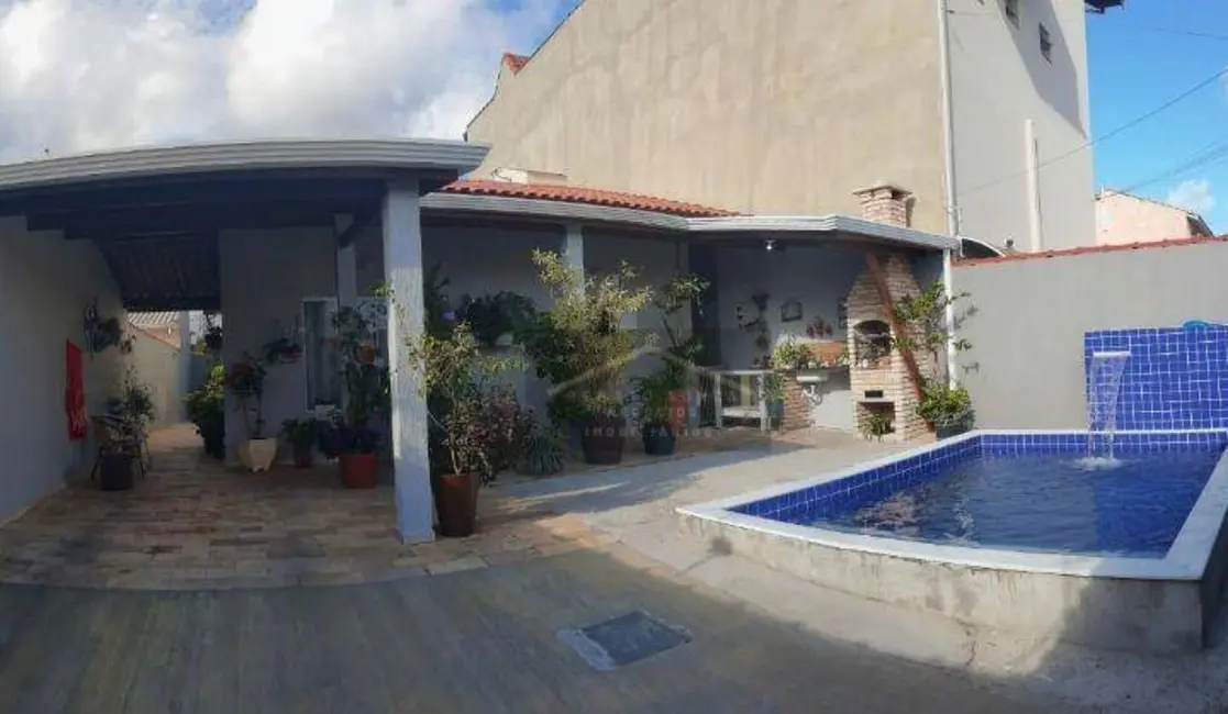 Foto 2 de Casa com 2 quartos à venda, 250m2 em Peruibe - SP