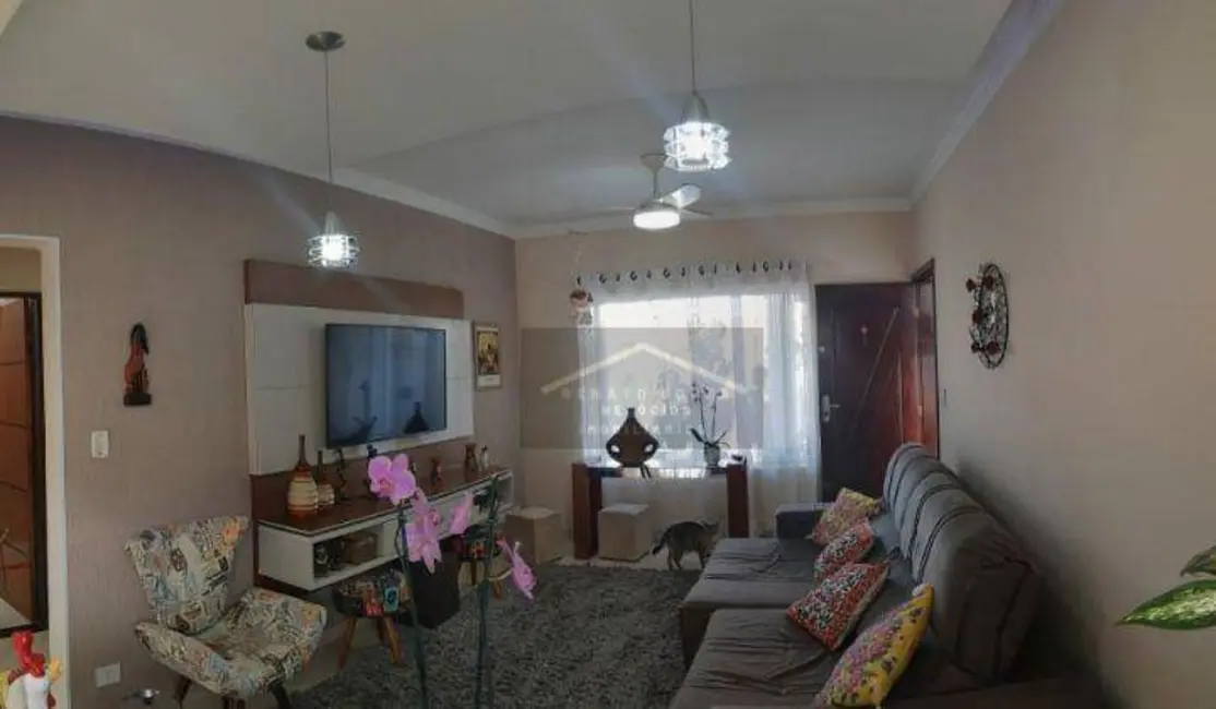 Casa com 2 quartos à venda, 250m2 em Peruibe - SP - imagem 9 Foto 9 de Casa com 2 quartos à venda, 250m2 em Peruibe - SP