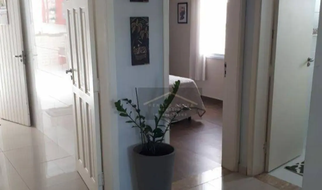 Foto 6 de Casa com 2 quartos à venda, 250m2 em Peruibe - SP