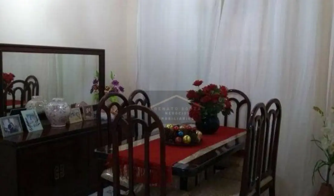 Casa com 3 quartos à venda, 250m2 em Peruibe - SP - imagem 4 Foto 4 de Casa com 3 quartos à venda, 250m2 em Peruibe - SP