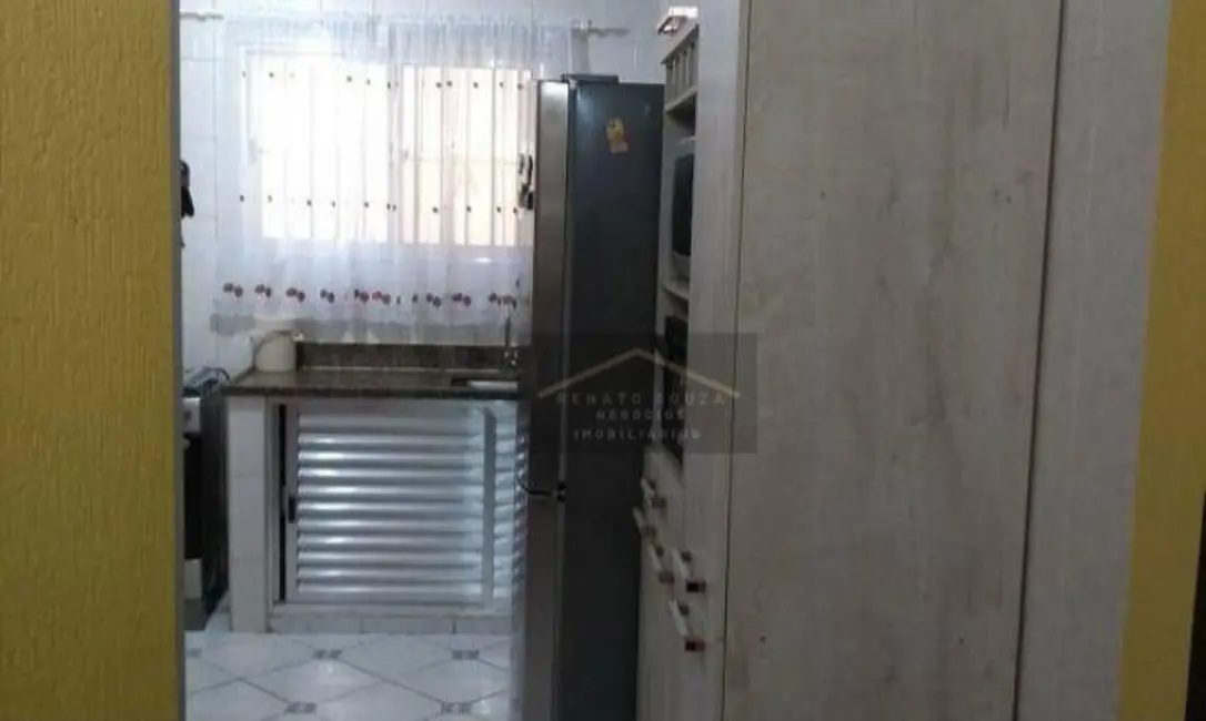 Casa com 3 quartos à venda, 250m2 em Peruibe - SP - imagem 9 Foto 9 de Casa com 3 quartos à venda, 250m2 em Peruibe - SP