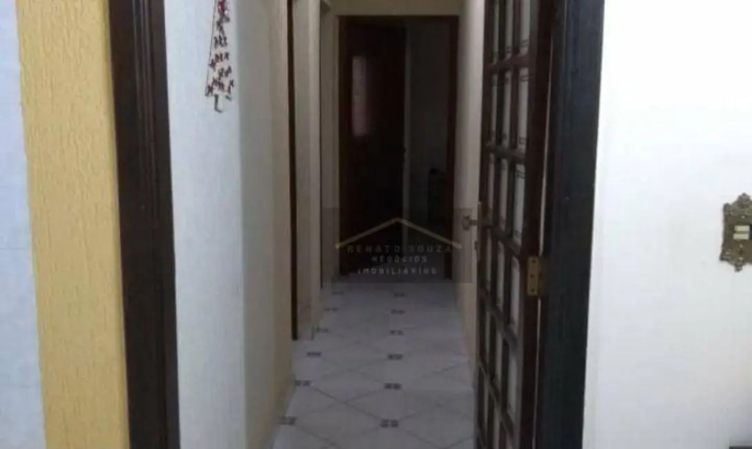 Casa com 3 quartos à venda, 250m2 em Peruibe - SP - imagem 8 Foto 8 de Casa com 3 quartos à venda, 250m2 em Peruibe - SP