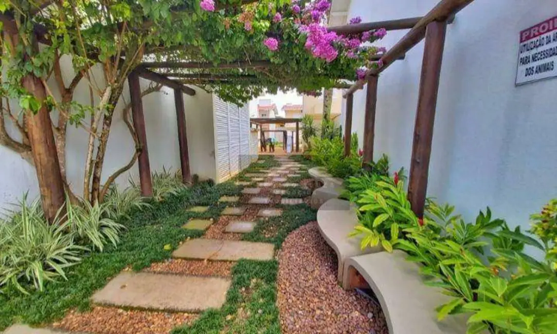 Sobrado com 3 quartos à venda, 99m2 em Peruibe - SP - imagem 4 Foto 4 de Sobrado com 3 quartos à venda, 99m2 em Peruibe - SP