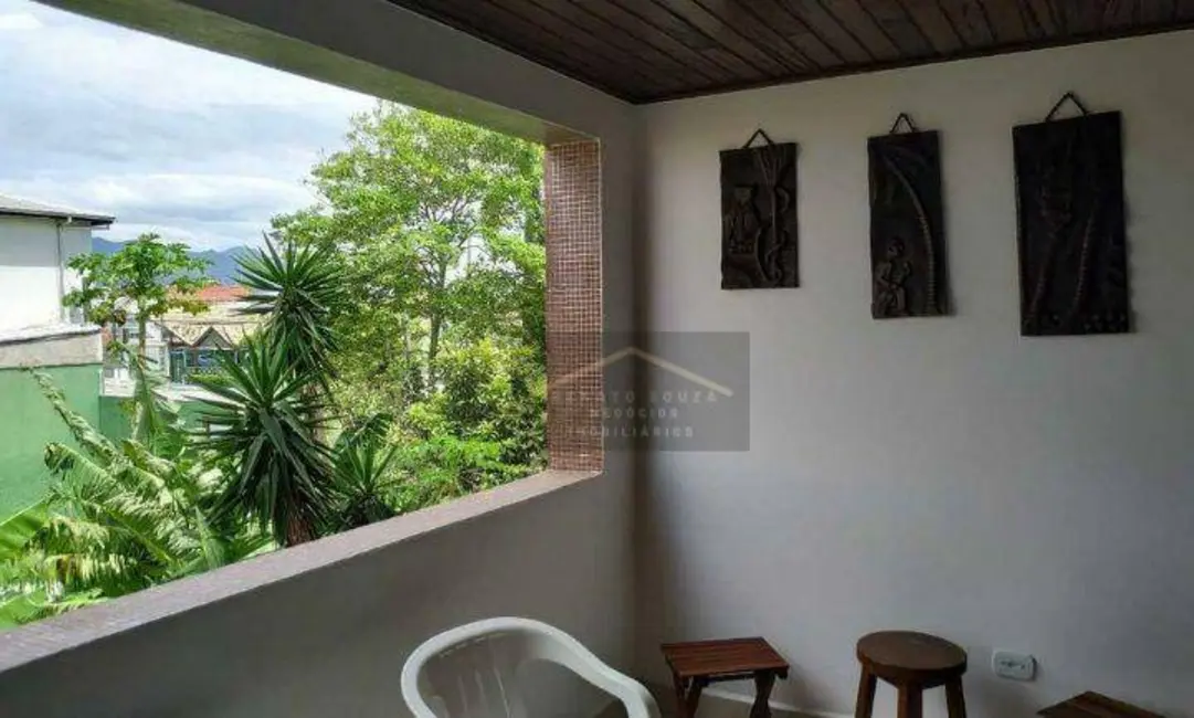 Apartamento com 3 quartos à venda, 132m2 em Peruibe - SP - imagem 5 Foto 5 de Apartamento com 3 quartos à venda, 132m2 em Peruibe - SP
