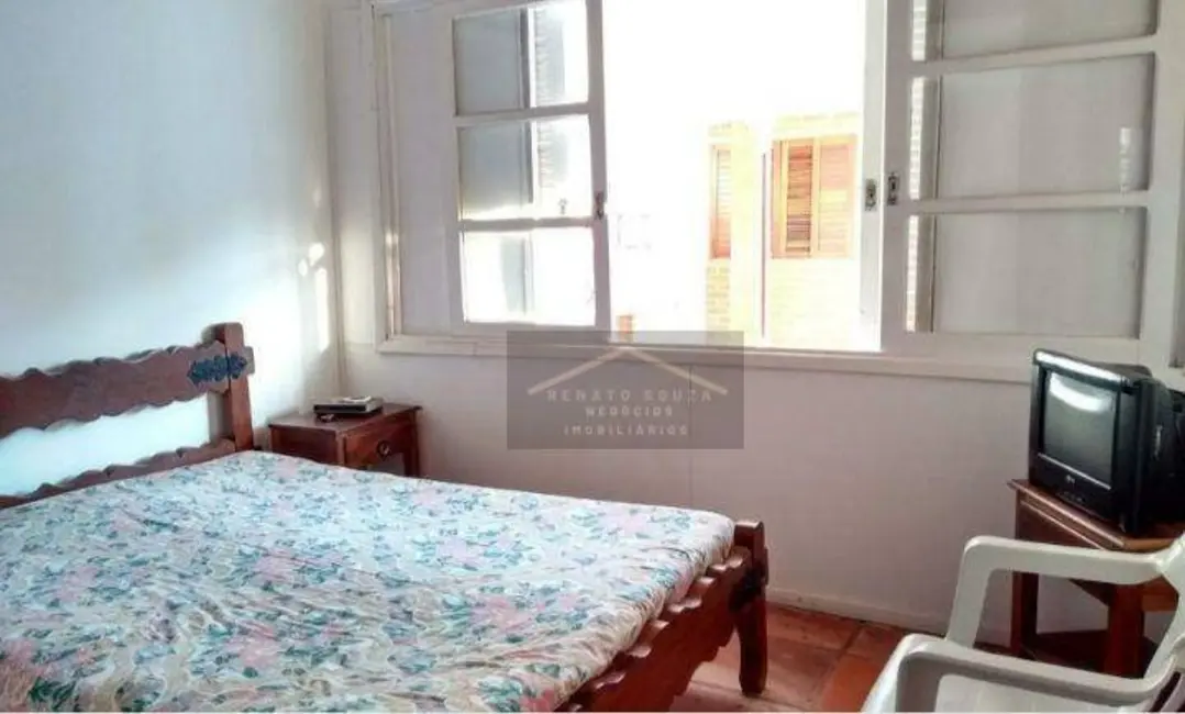 Casa com 5 quartos à venda, 300m2 em Peruibe - SP - imagem 9 Foto 9 de Casa com 5 quartos à venda, 300m2 em Peruibe - SP