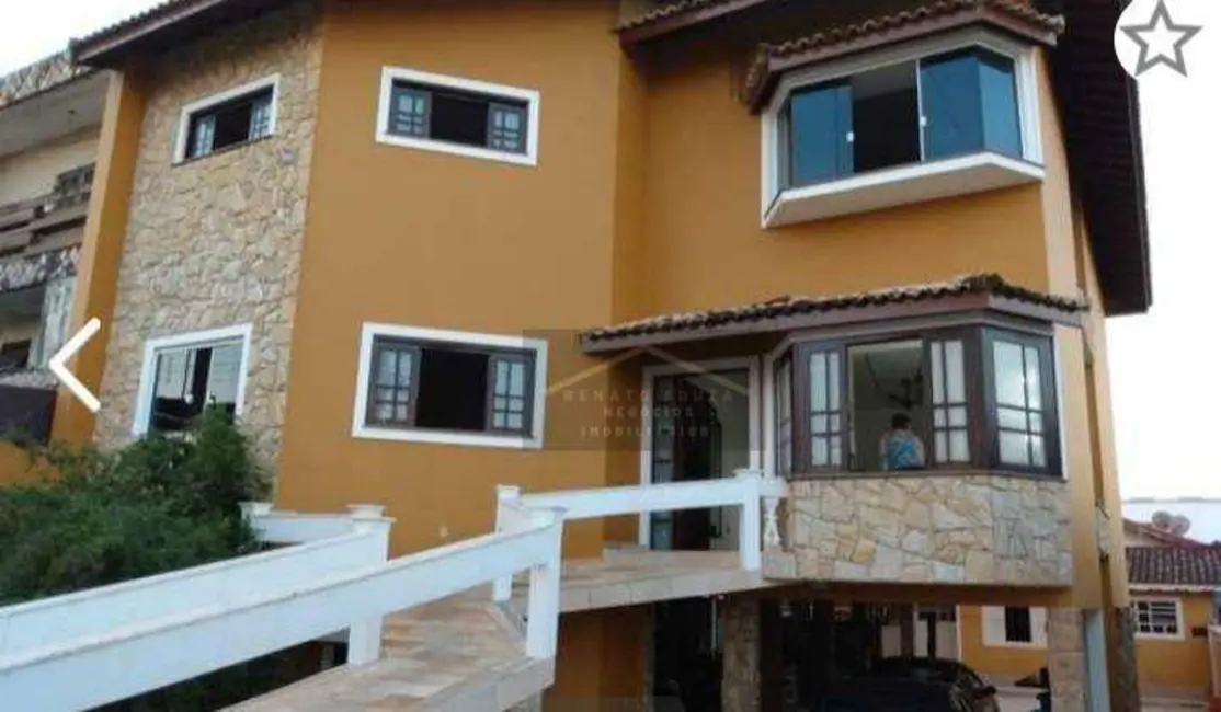 Foto 1 de Sobrado com 5 quartos à venda, 420m2 em Peruibe - SP