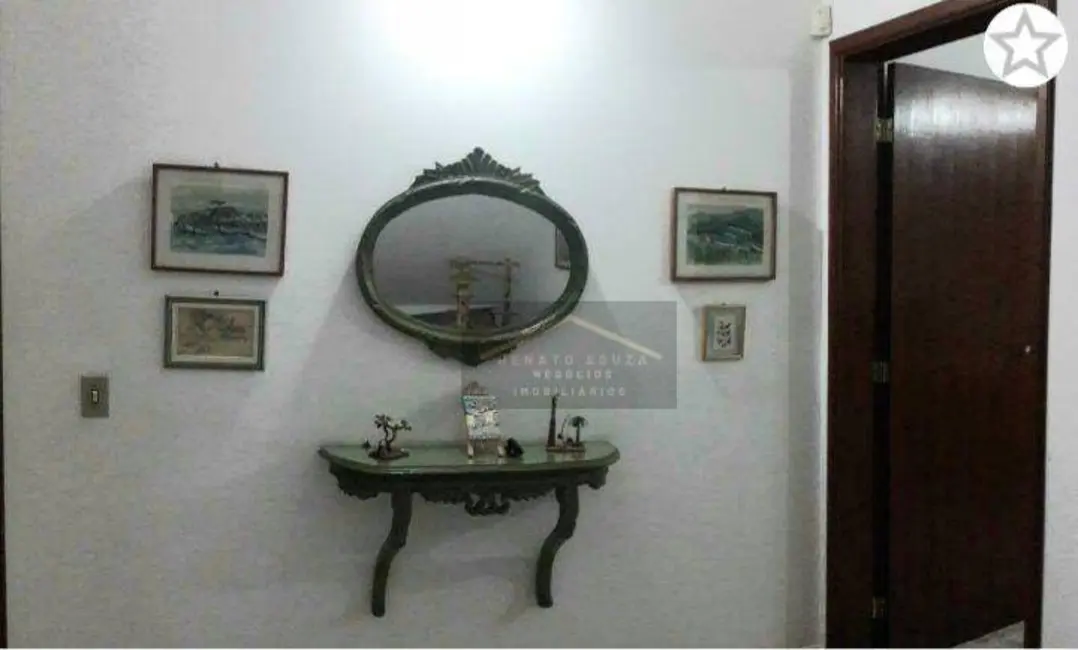 Sobrado com 5 quartos à venda, 420m2 em Peruibe - SP - imagem 8 Foto 8 de Sobrado com 5 quartos à venda, 420m2 em Peruibe - SP