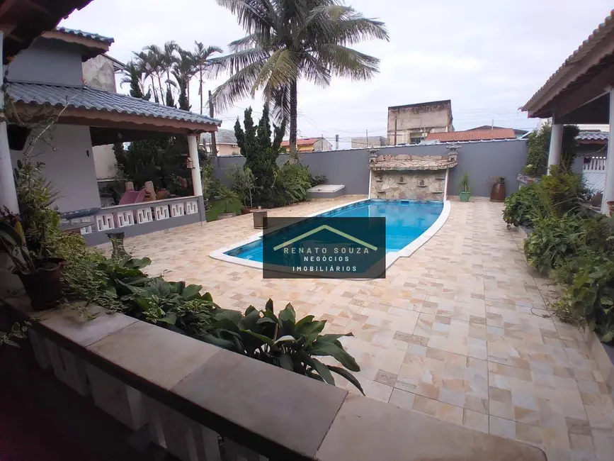 Sobrado com 4 quartos à venda, 500m2 em Peruibe - SP - imagem 6 Foto 6 de Sobrado com 4 quartos à venda, 500m2 em Peruibe - SP