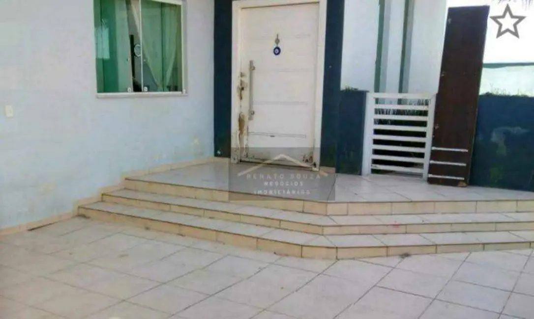 Sobrado com 5 quartos à venda, 413m2 em Peruibe - SP - imagem 8 Foto 8 de Sobrado com 5 quartos à venda, 413m2 em Peruibe - SP