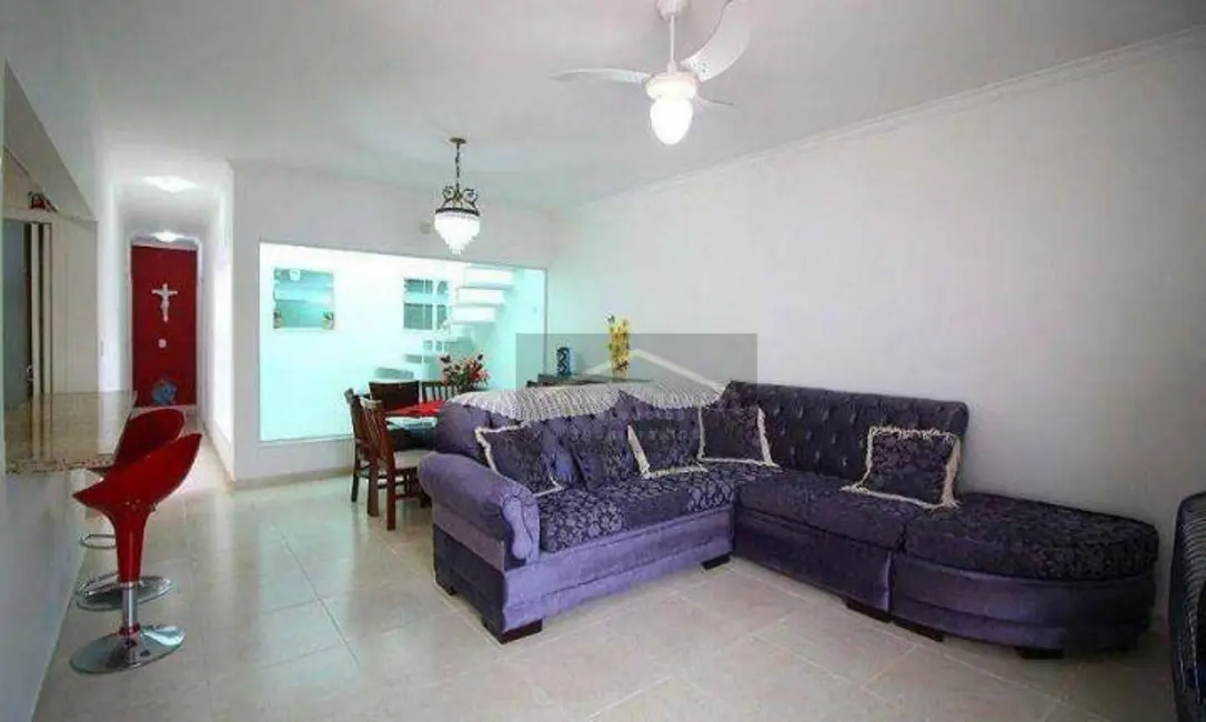 Sobrado com 5 quartos à venda, 250m2 em Peruibe - SP - imagem 3 Foto 3 de Sobrado com 5 quartos à venda, 250m2 em Peruibe - SP