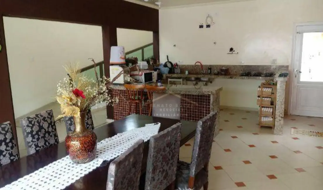 Sobrado com 3 quartos à venda, 328m2 em Peruibe - SP - imagem 7 Foto 7 de Sobrado com 3 quartos à venda, 328m2 em Peruibe - SP