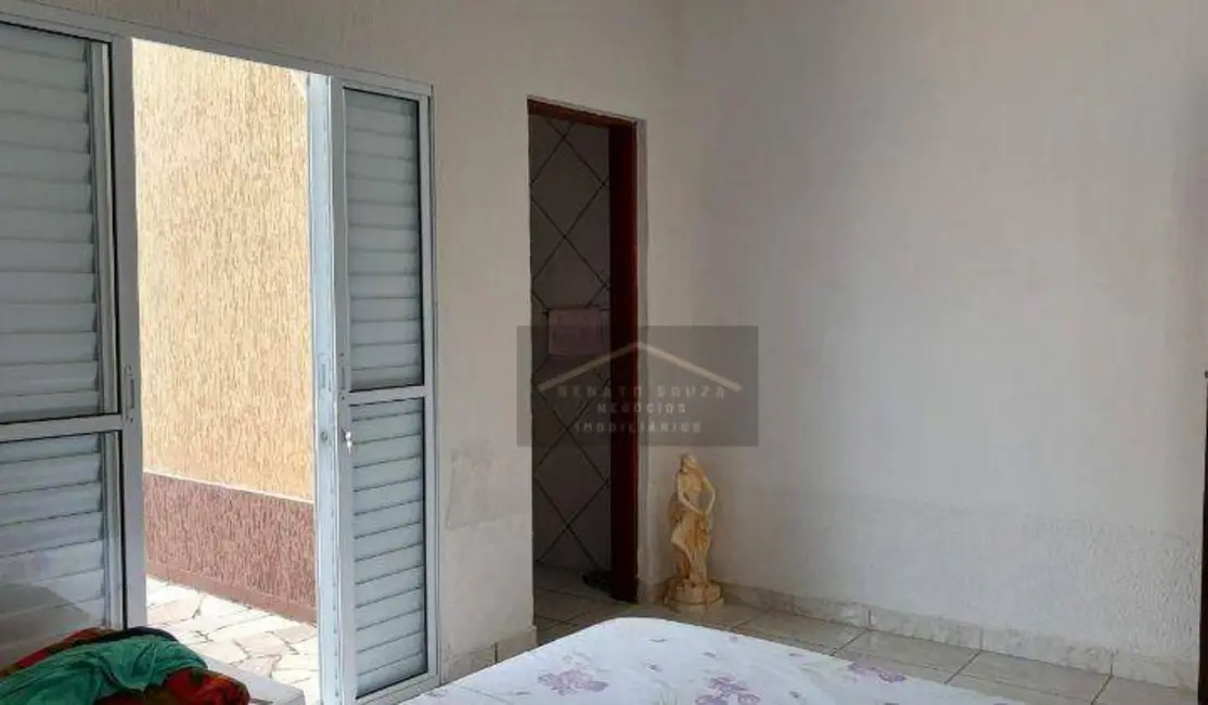 Casa com 2 quartos à venda, 150m2 em Peruibe - SP - imagem 7 Foto 7 de Casa com 2 quartos à venda, 150m2 em Peruibe - SP