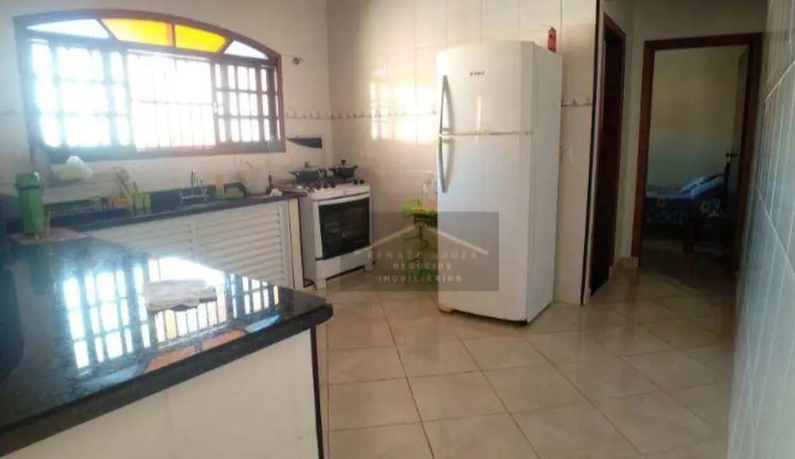 Foto 5 de Casa com 2 quartos à venda, 250m2 em Peruibe - SP