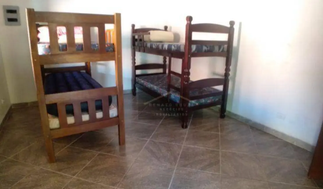 Foto 9 de Casa com 2 quartos à venda, 250m2 em Peruibe - SP