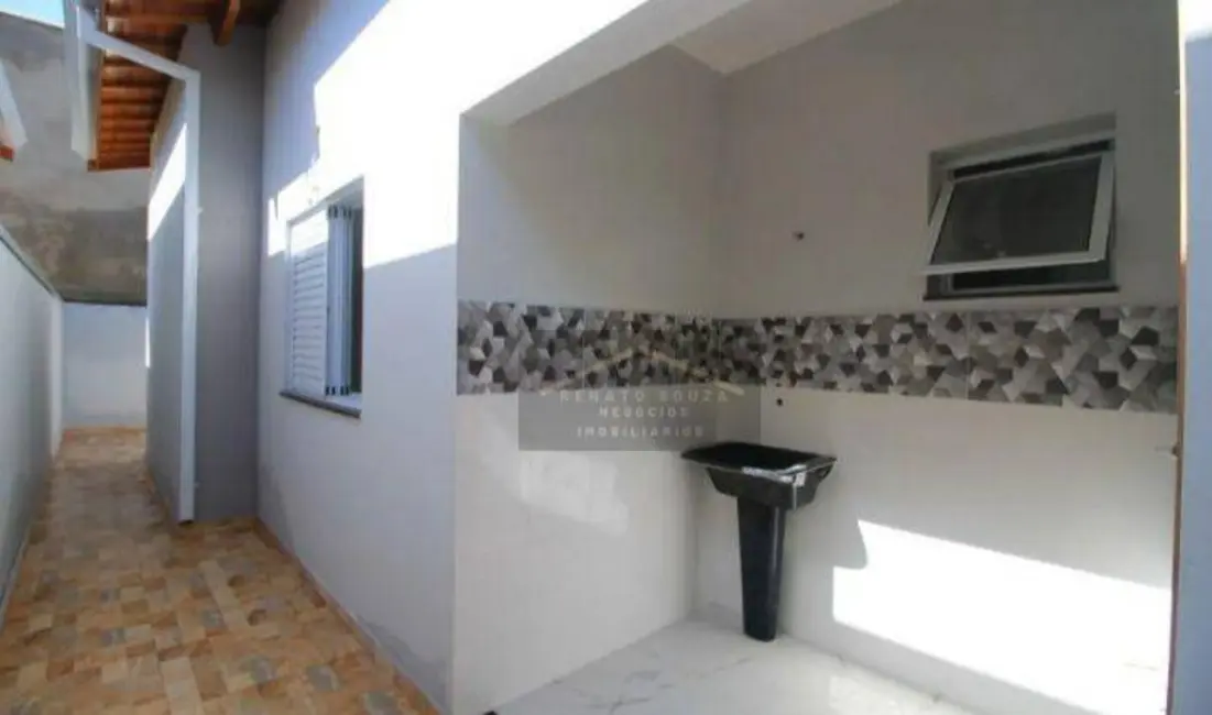 Casa com 2 quartos à venda, 150m2 em Peruibe - SP - imagem 5 Foto 5 de Casa com 2 quartos à venda, 150m2 em Peruibe - SP